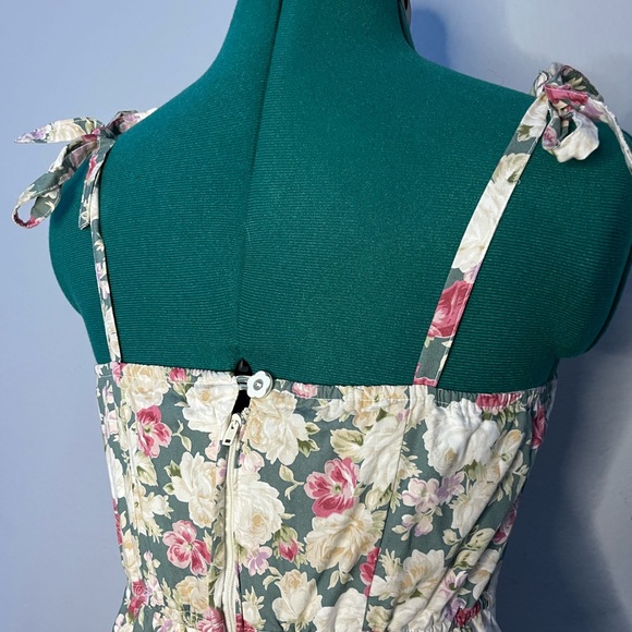Floral Pattern Dress - Picture 3 of 4